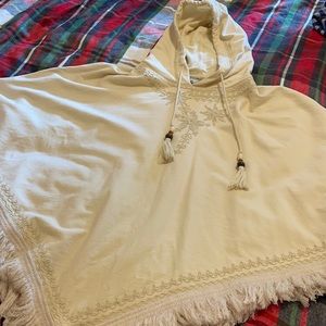 Cream lucky brand cotton poncho. One size.
